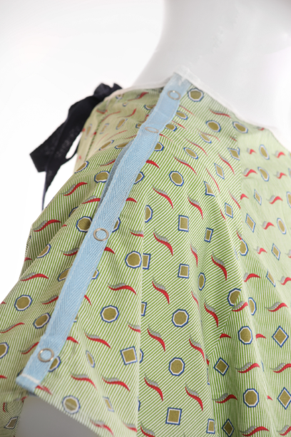 IV Gowns - Mosaic Print - 55% Cotton / 45% Polyester - Twill